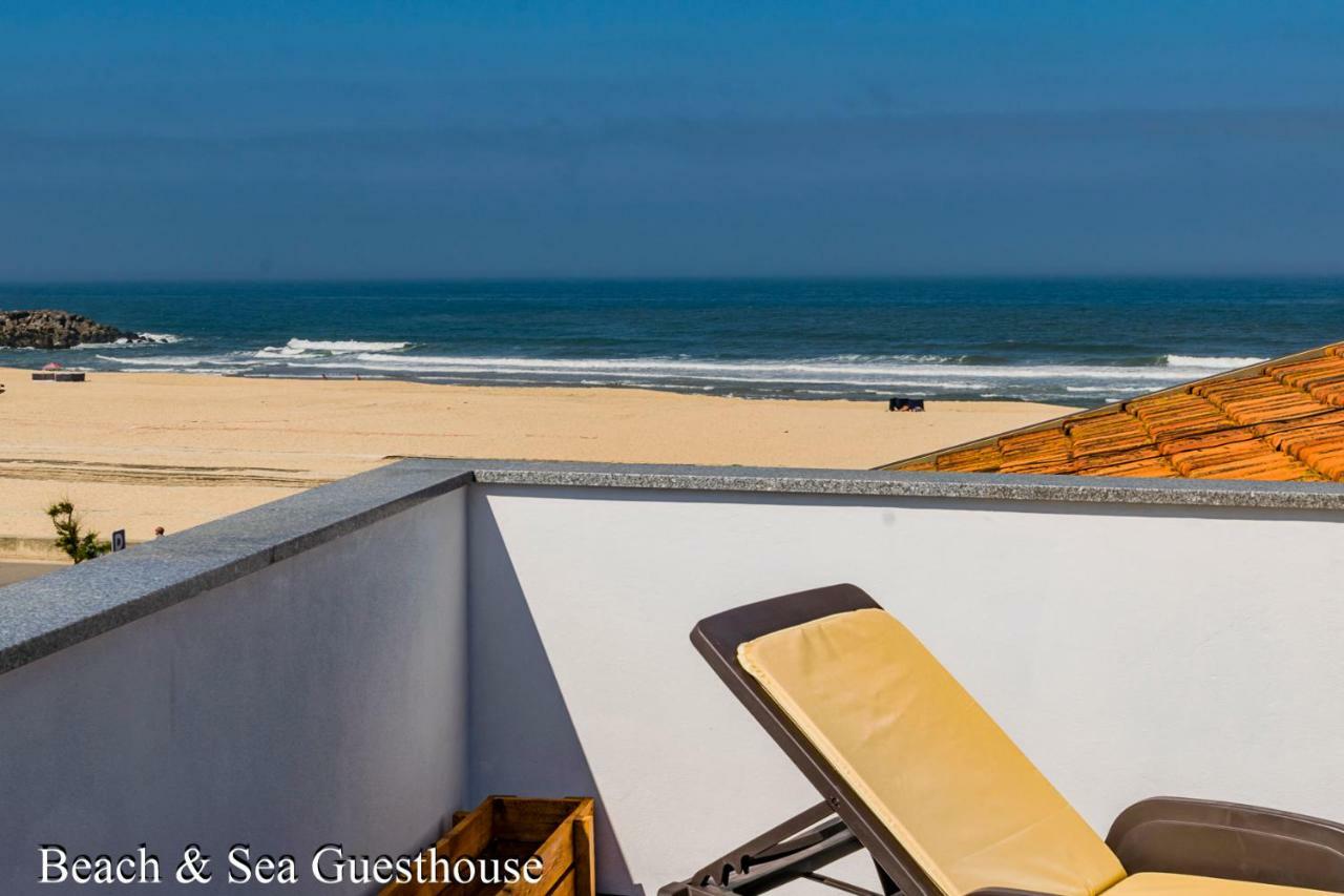 Beach & Sea Guesthouse เอสปีโญ ภายนอก รูปภาพ